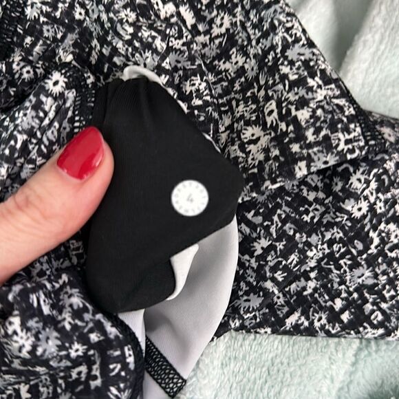 Lululemon Wunder under hi rise waist 7/8 tight leggings daisy white black 4 - Picture 2 of 8